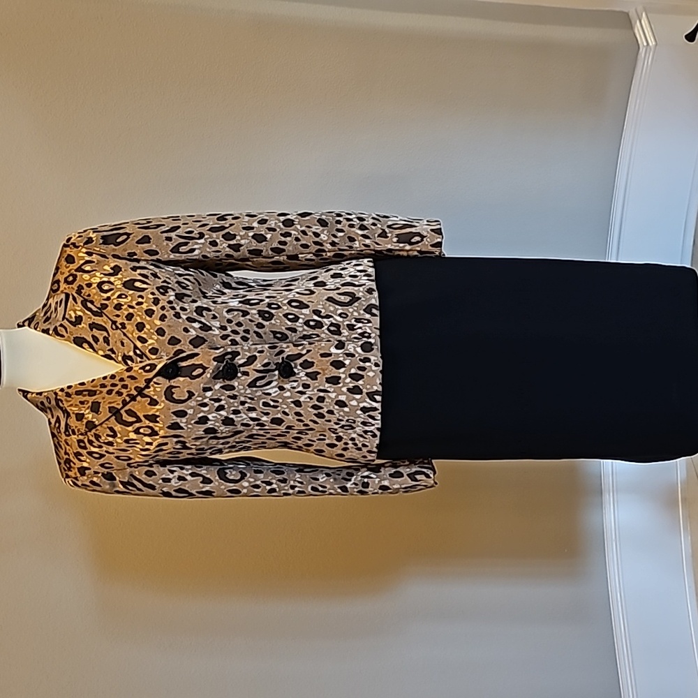 Ladies 2-pice Le Suit Size 8
